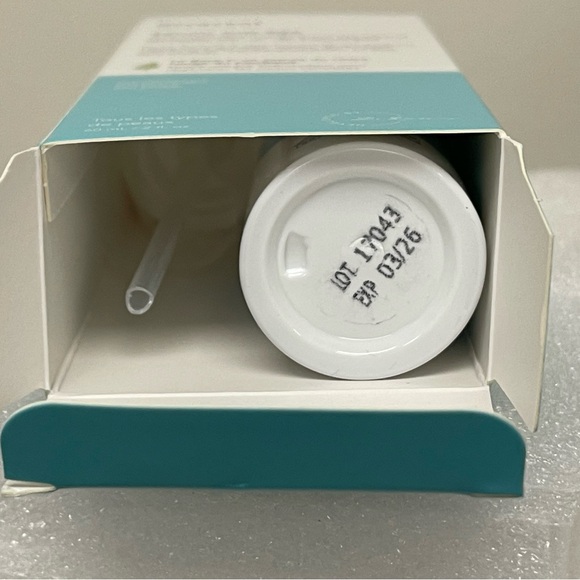 Riversol Anti Aging Reparative Serum - Picture 3 of 3